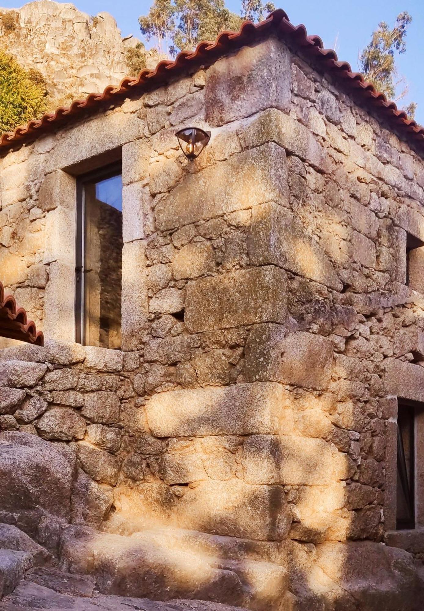 Quinta De Sao Pedro De Vir-A-Corca Em Monsanto Bed & Breakfast Bagian luar foto