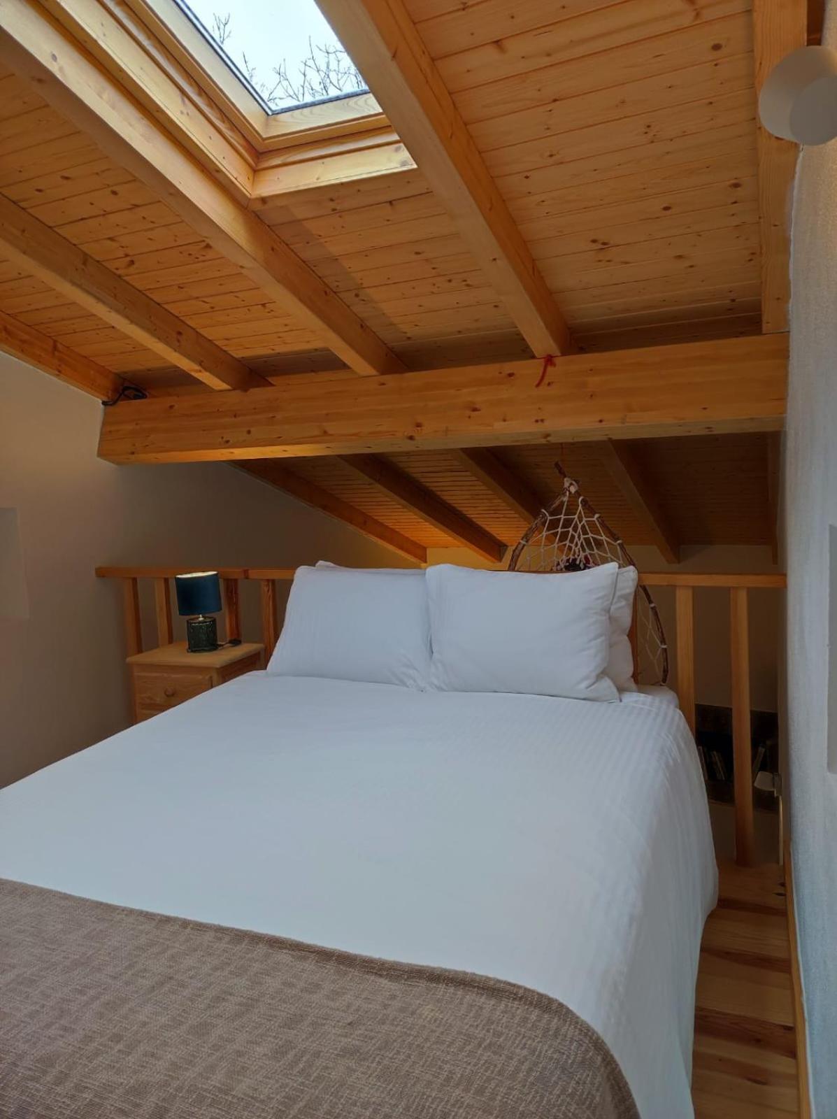 Quinta De Sao Pedro De Vir-A-Corca Em Monsanto Bed & Breakfast Bagian luar foto